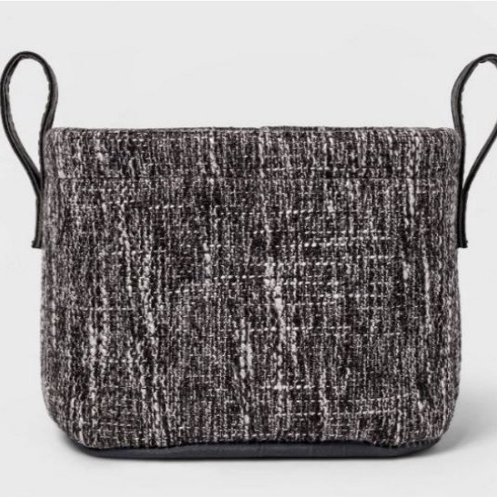 threshold storage basket